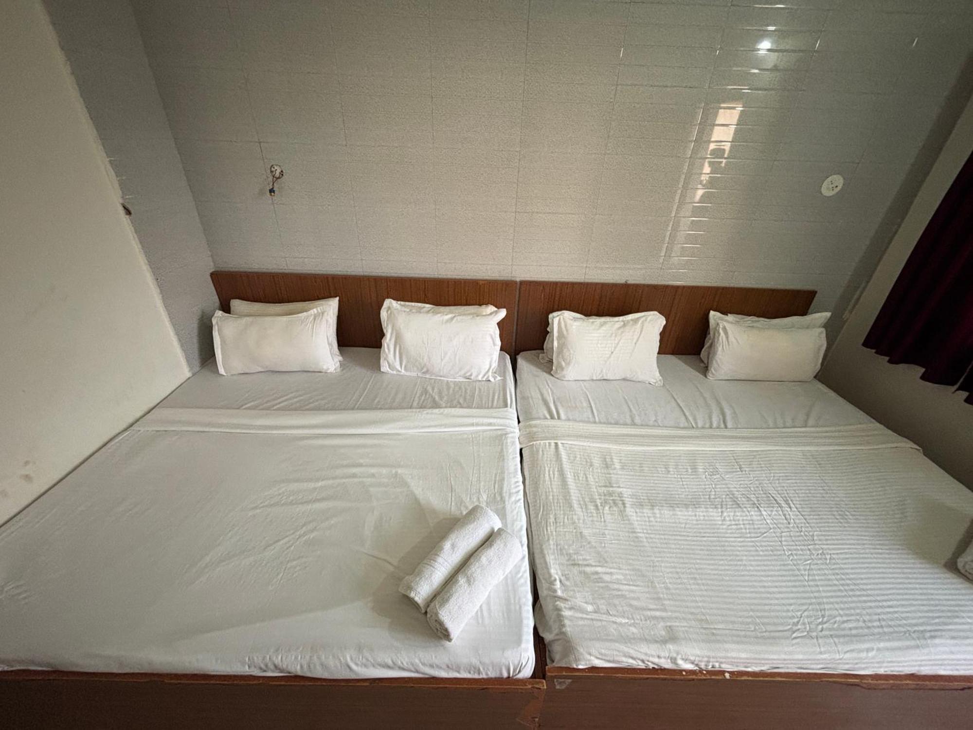 Mehar Rooms Baga Eksteriør billede